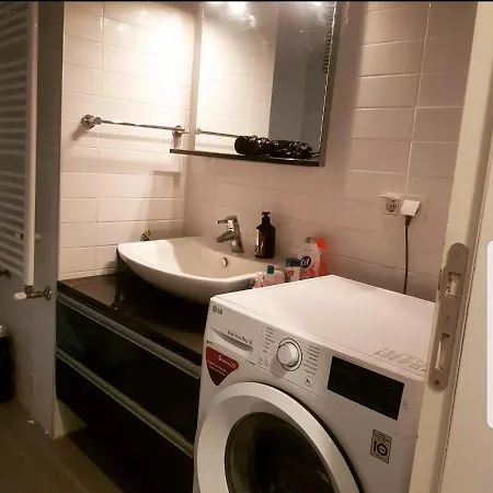 Spacious One Bedroom Апартаменты